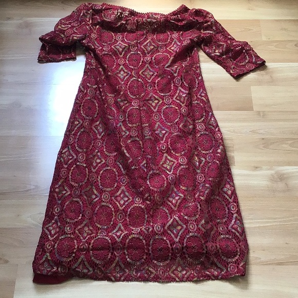 to the max! Women’s Dress - Picture 8 of 16